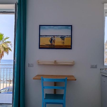 B & Beach Агрополи Экстерьер фото
