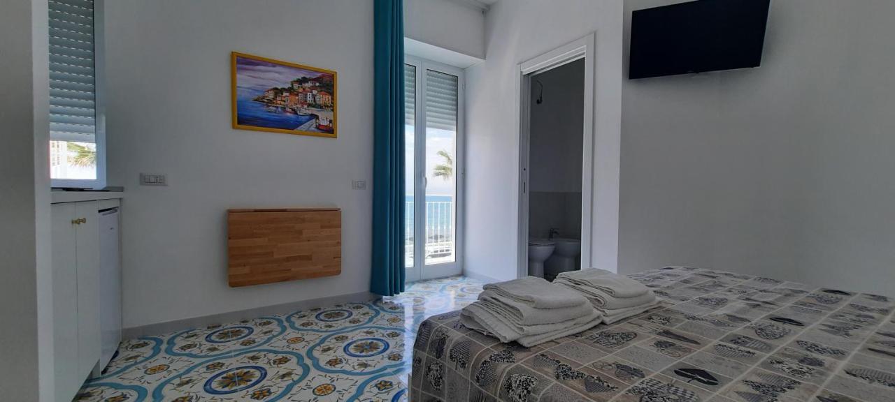 B & Beach Агрополи Экстерьер фото