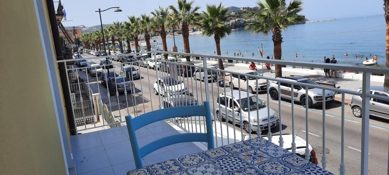 B & Beach Агрополи Экстерьер фото