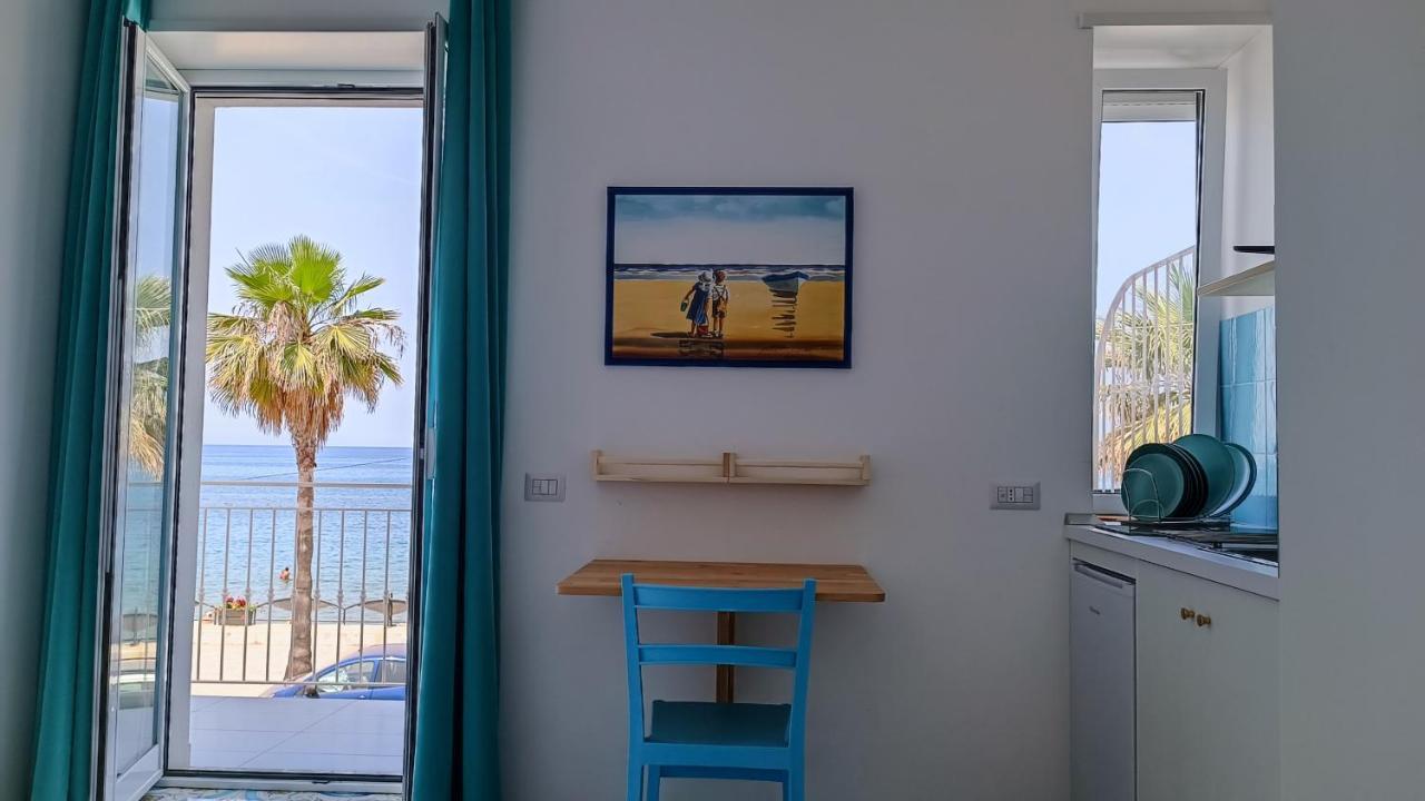 B & Beach Агрополи Экстерьер фото