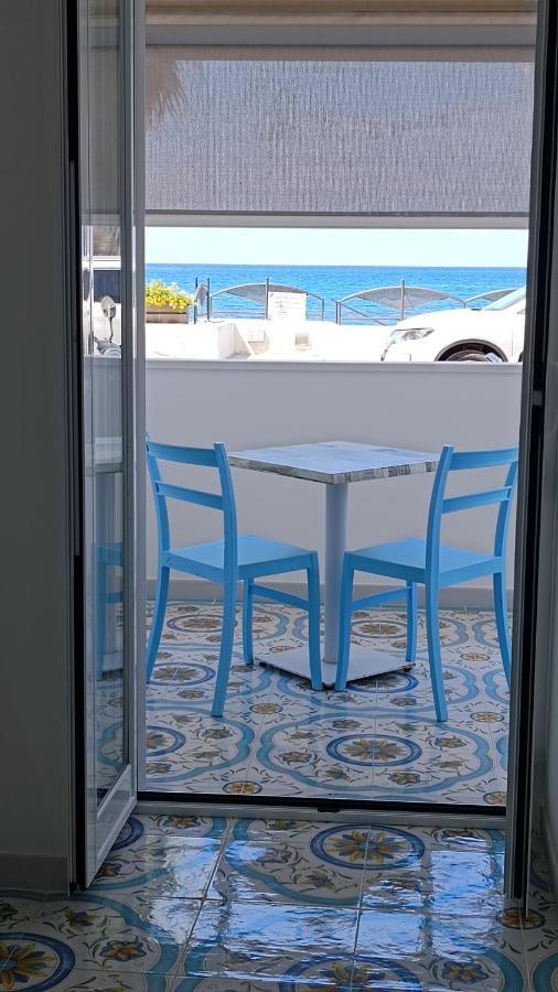 B & Beach Агрополи Экстерьер фото