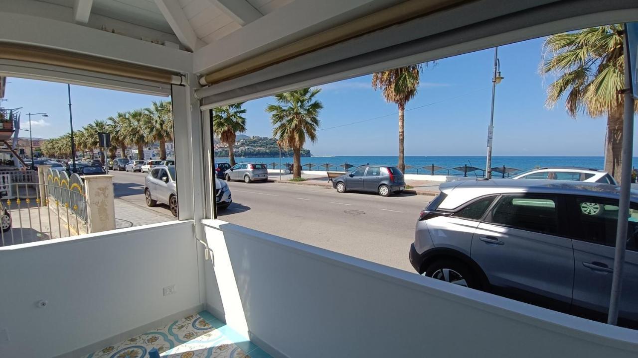 B & Beach Агрополи Экстерьер фото